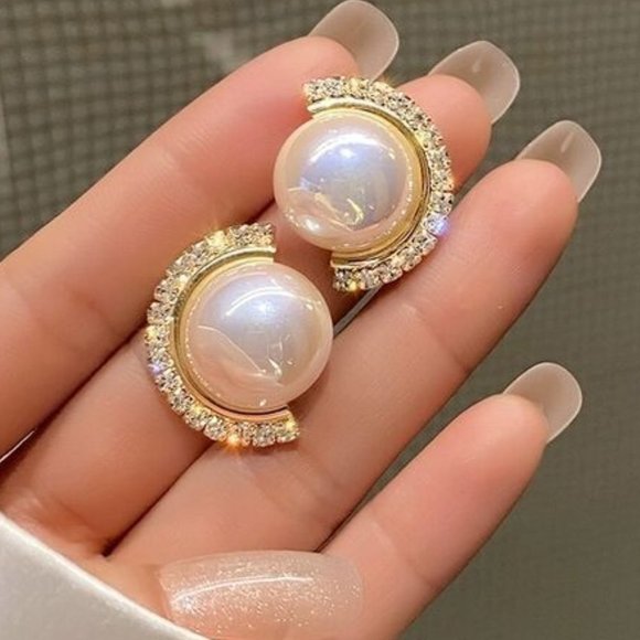 💕   Geometric Semicircle Shape Pearl Stud Earrings For Women, FB16FA1059 - Picture 1 of 5